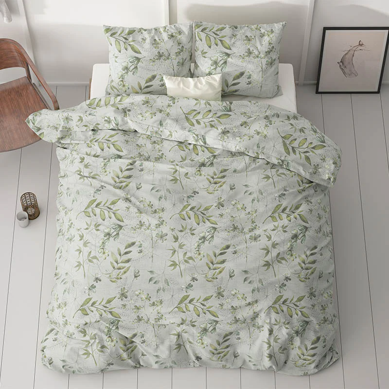 Sleeptime Heartless White – subtiele hartjes in grijs en rood op een witte basis